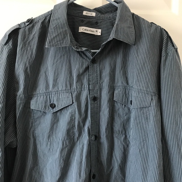 Calvin klein 100% cotton long sleeve button down stripe shirt - Picture 4 of 9